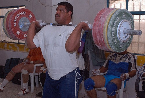 @1024px-Weightlifting.jpg